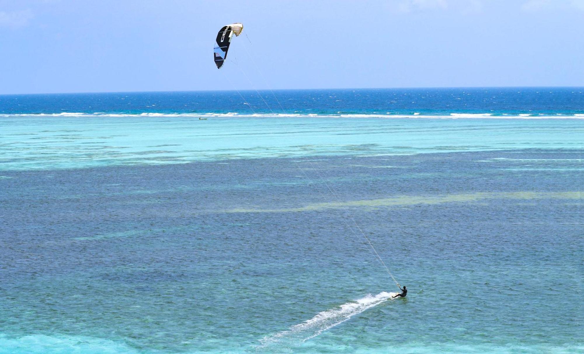 Rashu Hiyaa Hotell Dhiffushi Eksteriør bilde